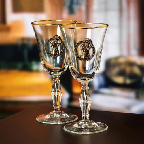 Набор бокалов для вина/шампанского "Дева" в деревянной шкатулке