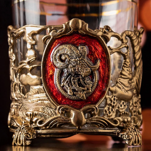 Стакан  для виски гороскоп Козерог в деревянной шкатулке