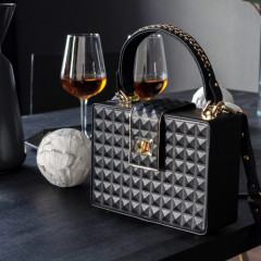 117-08-44 Сумка женская кожаная геометрия чёрная