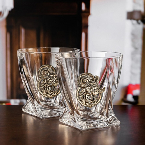 Набор бокалов для виски подарочный "Козерог" в деревянной шкатулке/ подарок мужчине/ бокалы