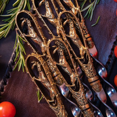 Набор шампуров "Охота"( Борзая) в колчане с мангалом