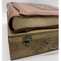 Barco кожаный альбом в кейсе